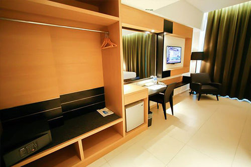 D Hotel Seri Iskandar Extérieur photo